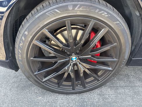 Used 2023 BMW X6 xDrive40i w/ M Sport Package AWD/4WD image 29