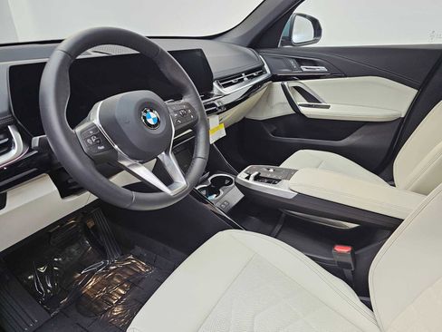 New 2026 BMW X1 xDrive28i image 2