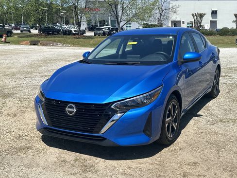 Used 2024 Nissan Sentra SV FWD image 1