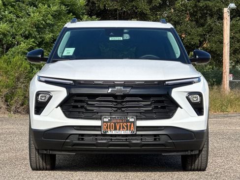 New 2026 Chevrolet TrailBlazer LT w/ Convenience Package AWD/4WD image 9