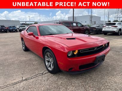Used 2019 Dodge Challenger SXT