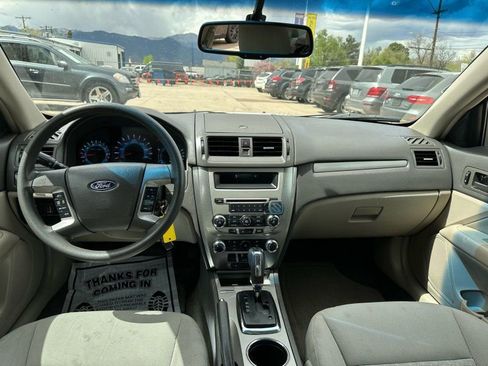 Used 2010 Ford Fusion SE FWD image 18