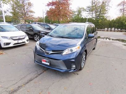 Used 2019 Toyota Sienna XLE Premium