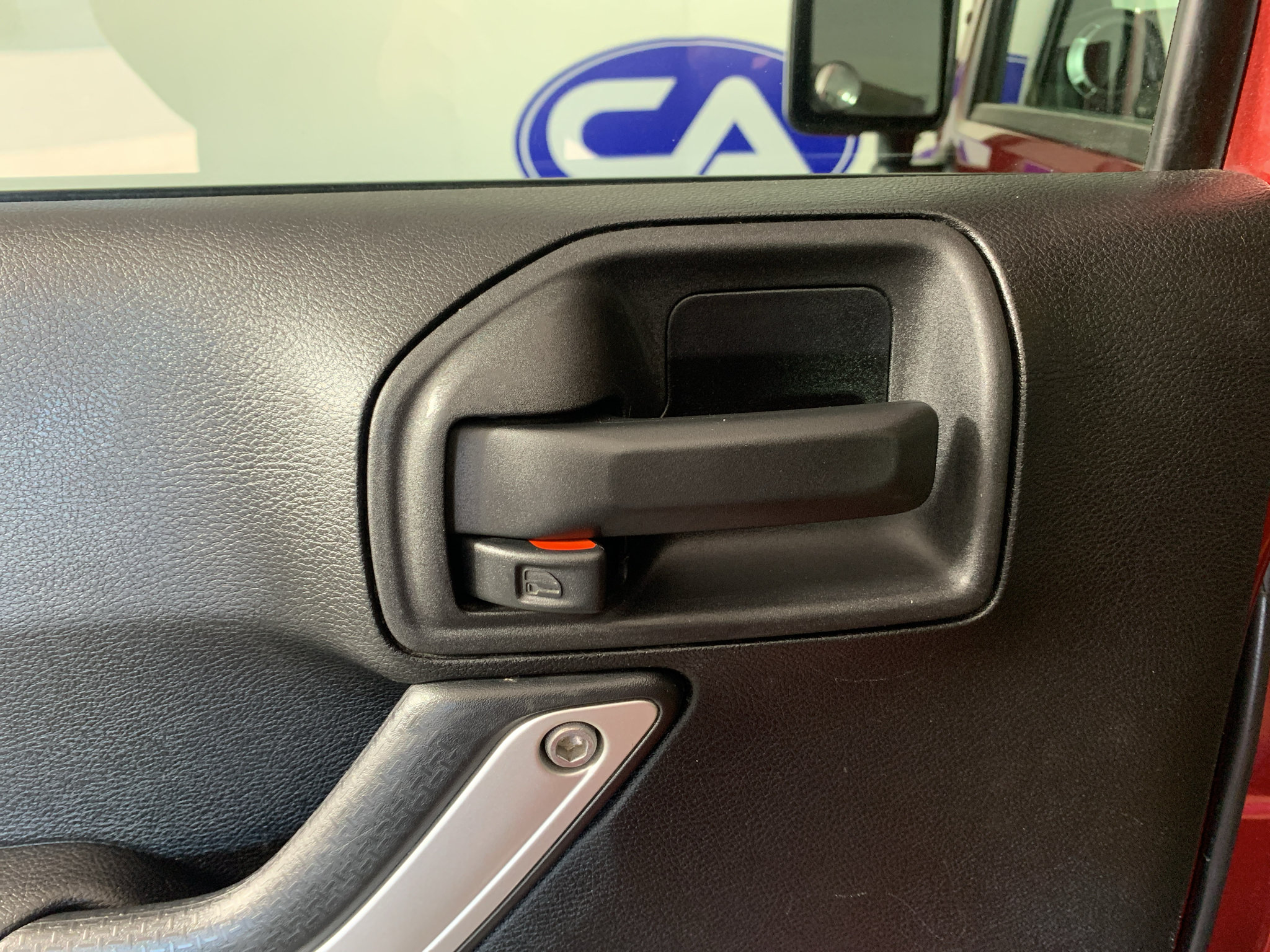 Used 2012 Jeep Wrangler Unlimited Sahara w/ Mopar Chrome Edition Group AWD/4WD image 25