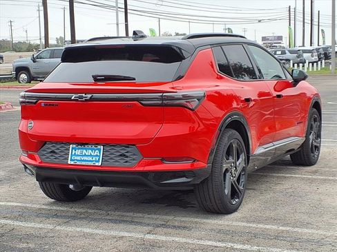 New 2026 Chevrolet Equinox EV RS image 4