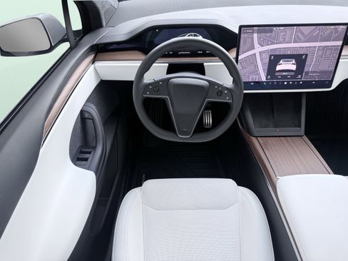 Used 2025 Tesla Model X Long Range image 54