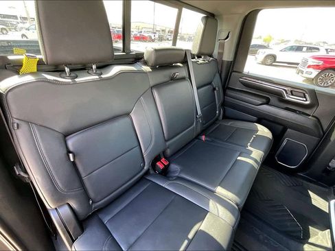Used 2024 Chevrolet Silverado 2500 LTZ w/ LTZ Premium Package AWD/4WD image 22