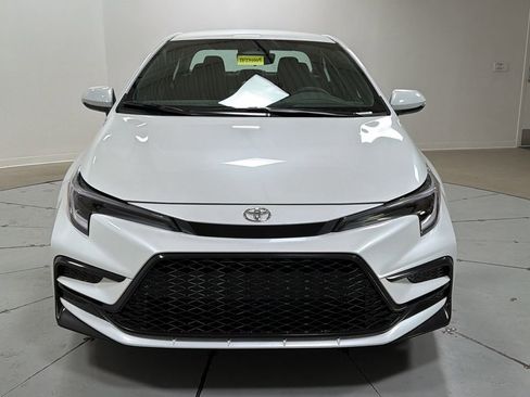 New 2026 Toyota Corolla SE image 2