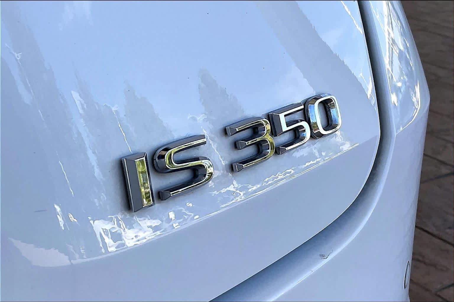 Used 2023 Lexus IS 350 F Sport RWD image 28
