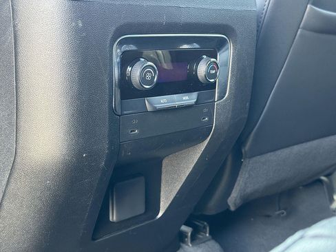 Used 2025 Chevrolet Tahoe LT RWD image 42