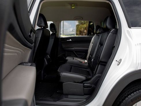 Used 2022 Volkswagen Atlas SE AWD/4WD image 28