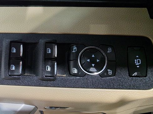 Used 2019 Ford F250 Lariat w/ Lariat Ultimate Package image 18