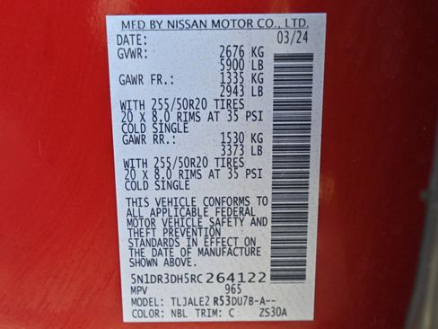 Used 2024 Nissan Pathfinder Platinum image 36