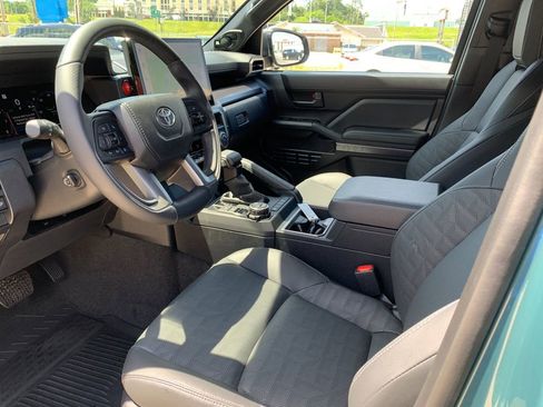Used 2026 Toyota 4Runner TRD Off-Road Premium w/ Tow Technology Package AWD/4WD image 11