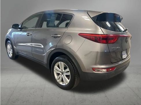 Used 2019 Kia Sportage LX image 8