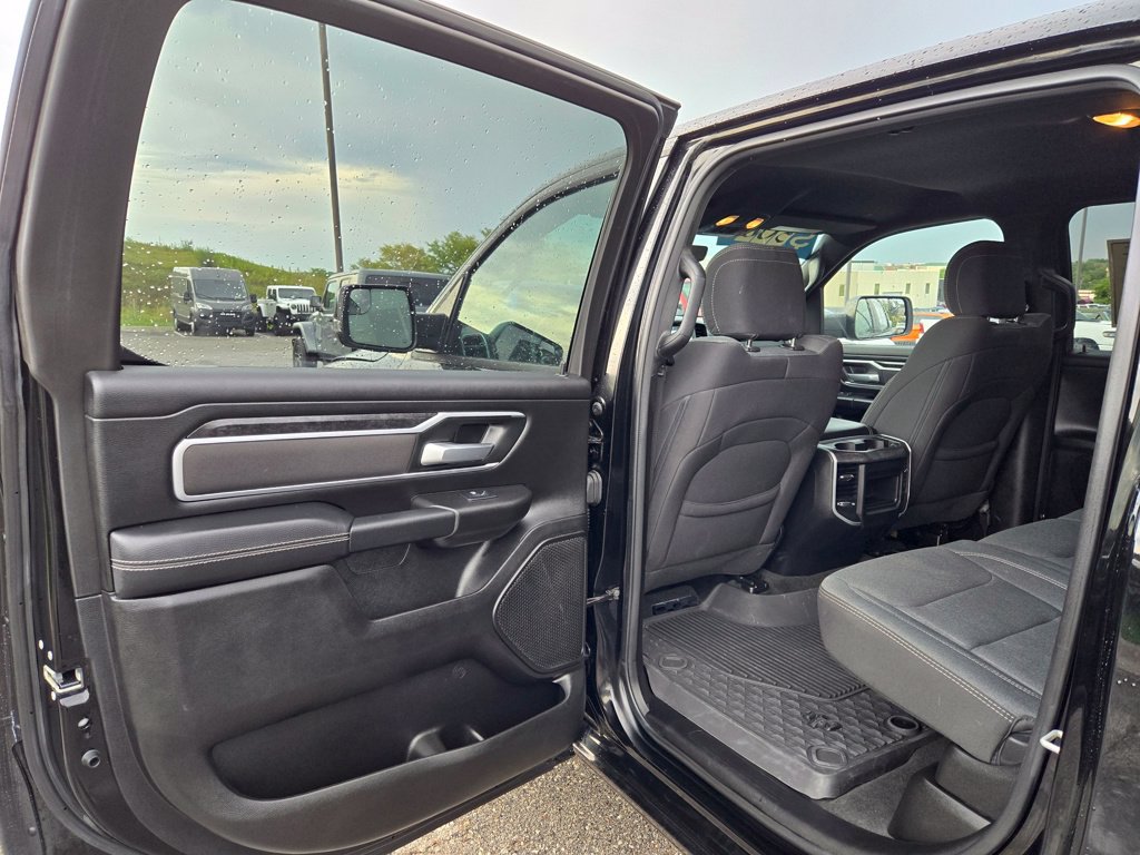 Used 2023 RAM 1500 Big Horn AWD/4WD image 29