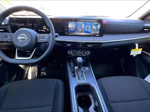 New 2026 Nissan Kicks S image 5