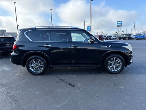 Used 2023 INFINITI QX80 Luxe w/ Cargo Package image 2