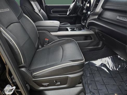 Used 2025 RAM 2500 Laramie w/ Night Edition image 28