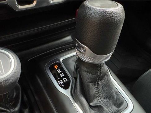 Used 2022 Jeep Wrangler Unlimited Sport image 27