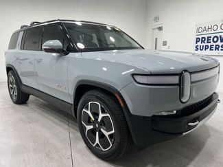 Used 2023 Rivian R1S Adventure video 2