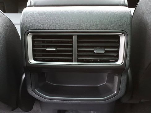 New 2026 Volkswagen Atlas Cross Sport SE AWD/4WD image 29