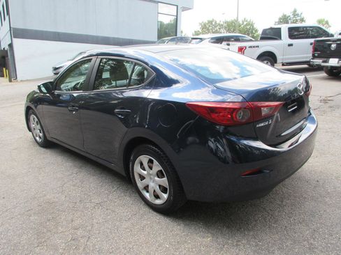 Used 2016 MAZDA MAZDA3 i Sport image 7