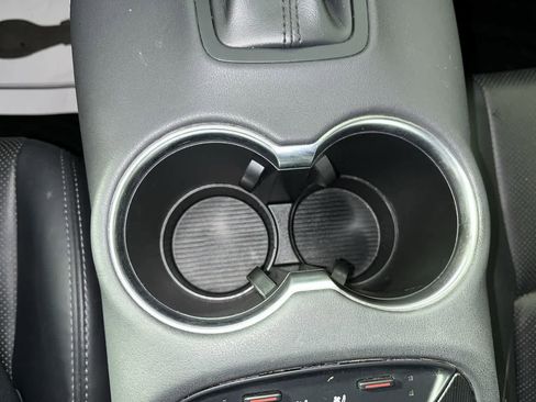 Used 2021 Toyota Venza XLE w/ Softex Package image 20