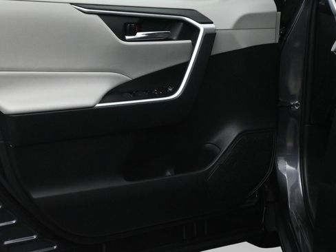 Used 2024 Toyota RAV4 XLE AWD/4WD image 14