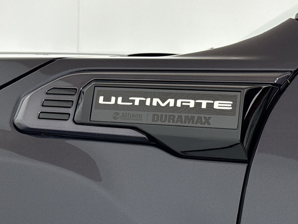 Used 2024 GMC Sierra 2500 Denali Ultimate AWD/4WD image 10