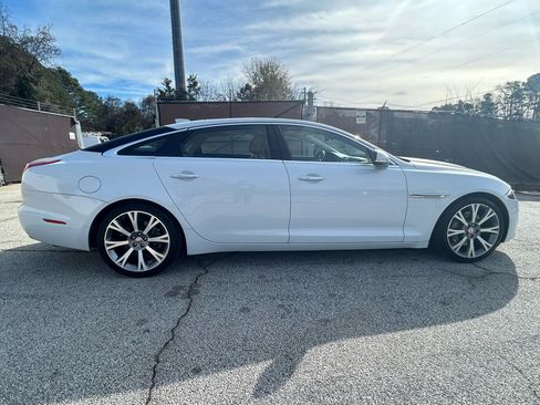 Used 2017 Jaguar XJ L Portfolio image 7