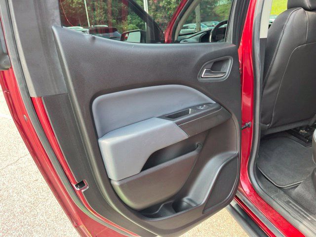 Used 2019 Chevrolet Colorado Z71 RWD image 10