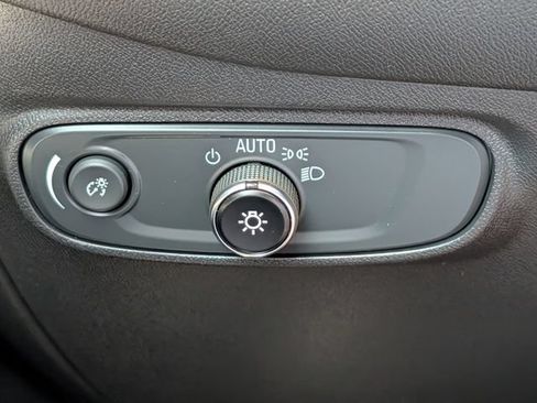 Used 2024 Chevrolet Equinox RS FWD image 24