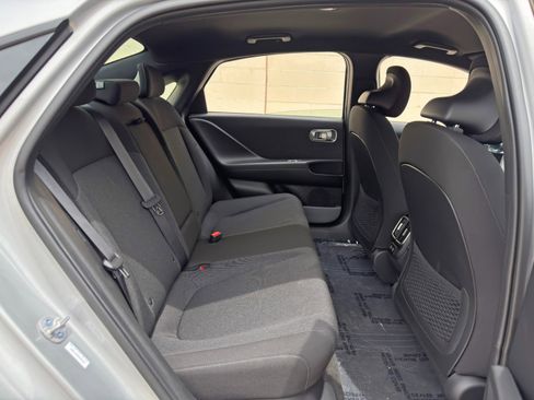 Used 2025 Hyundai Ioniq 6 SE RWD image 35