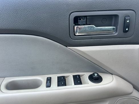 Used 2012 Ford Fusion SE image 11