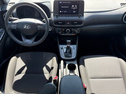 Used 2023 Hyundai Kona SEL image 11
