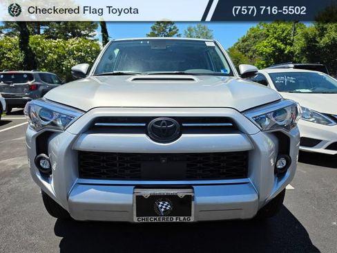 Used 2023 Toyota 4Runner TRD Off-Road Premium w/ Off Road Premium Plus Package AWD/4WD image 2