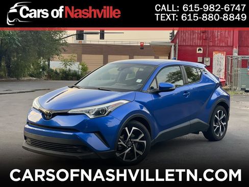 Used 2018 Toyota C-HR XLE image 1