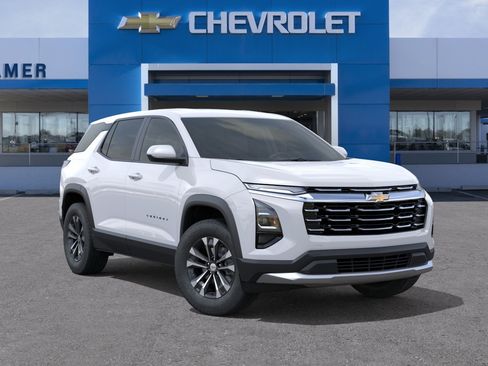 New 2027 Chevrolet Equinox LT w/ LPO, Floor Liner Package AWD/4WD image 31