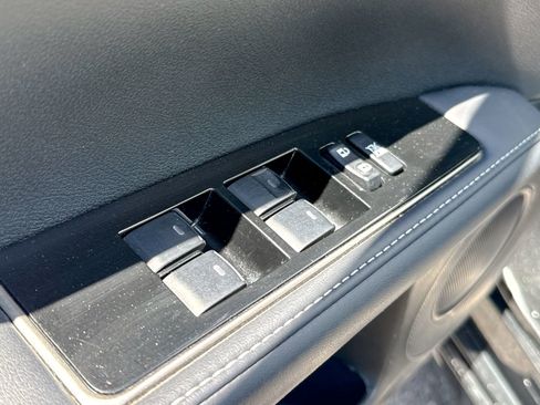 Used 2017 Lexus ES 350 w/ Luxury Package FWD image 16