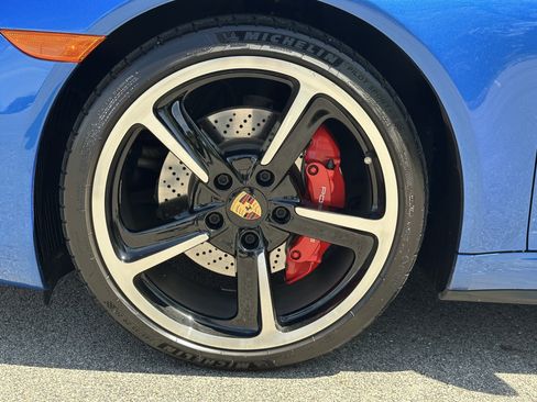 Used 2014 Porsche 911 Carrera 4S AWD/4WD image 23