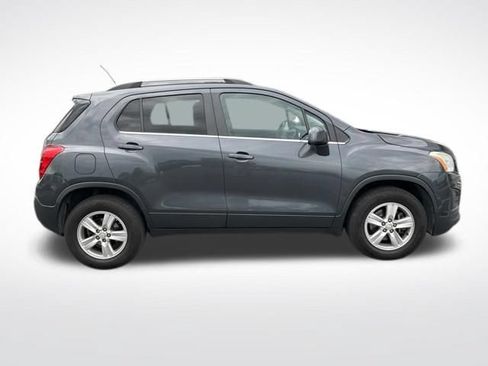Used 2016 Chevrolet Trax LT AWD/4WD image 8