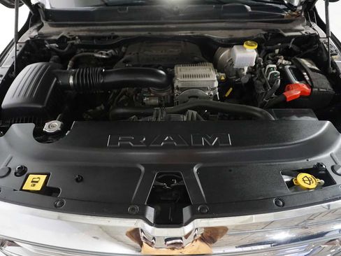 Used 2024 RAM 1500 Laramie image 13