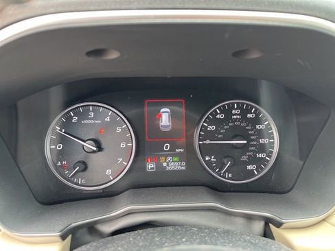 Certified 2024 Subaru Outback Limited AWD/4WD image 9