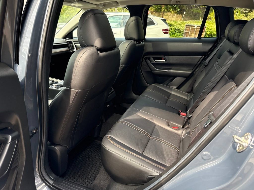 Used 2024 MAZDA CX-50 AWD 2.5 Turbo w/ Cargo Package image 25