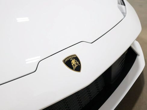 Used 2026 Lamborghini Temerario AWD/4WD image 68