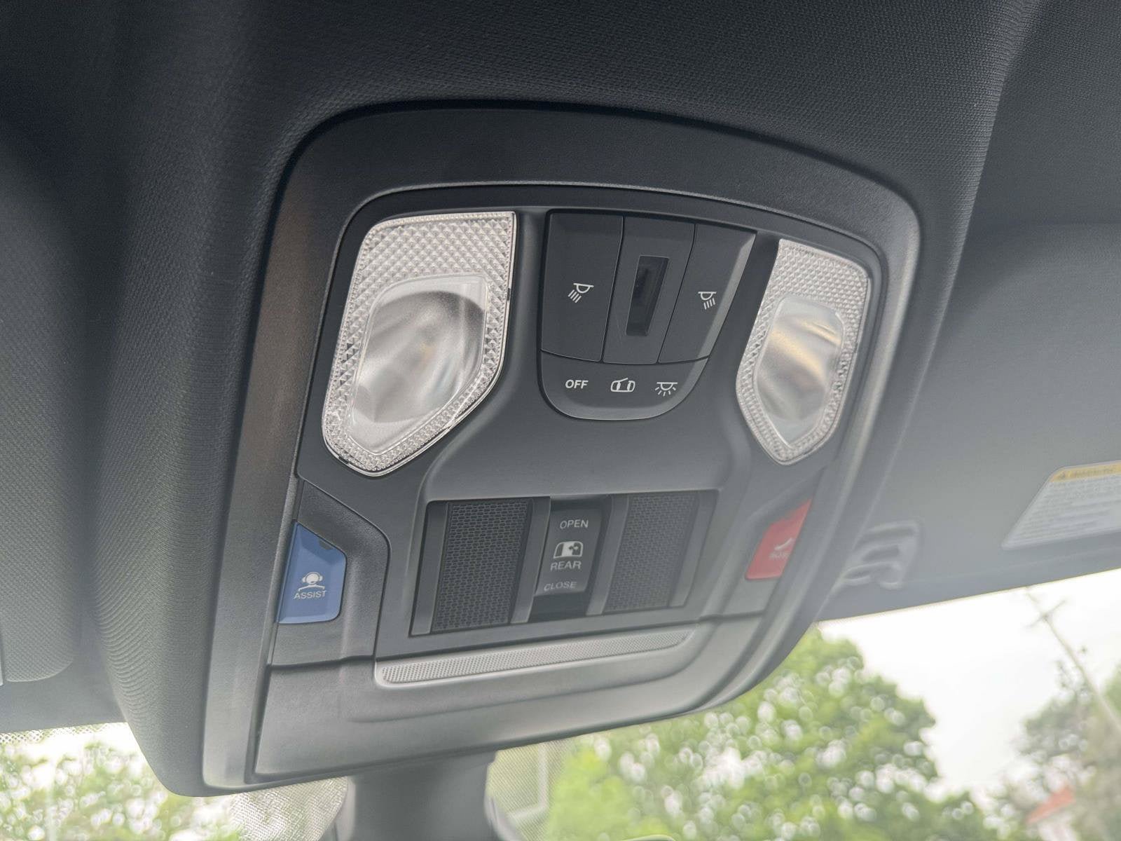 Used 2023 RAM 1500 Big Horn AWD/4WD image 32