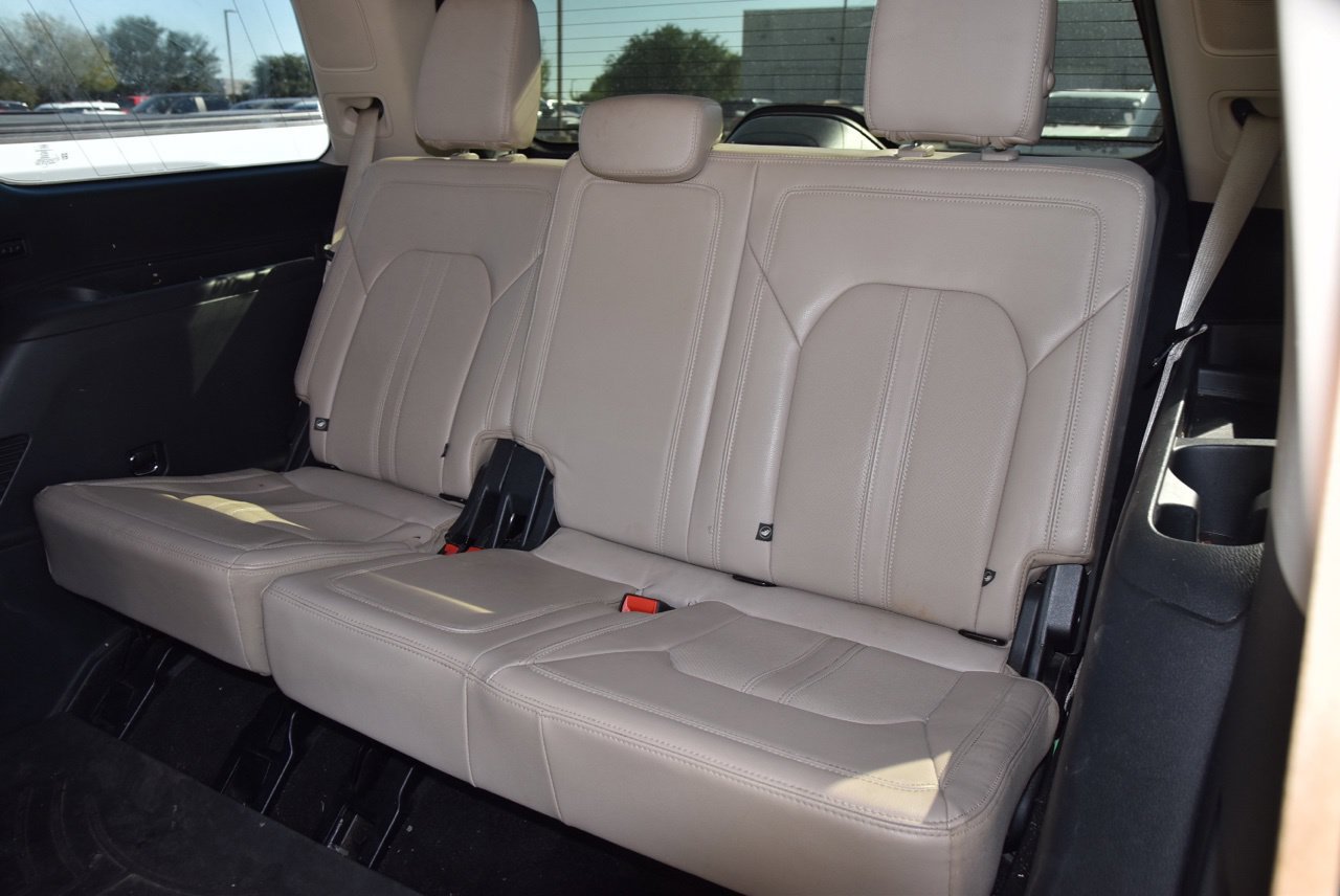 Used 2022 Ford Expedition Limited RWD image 12