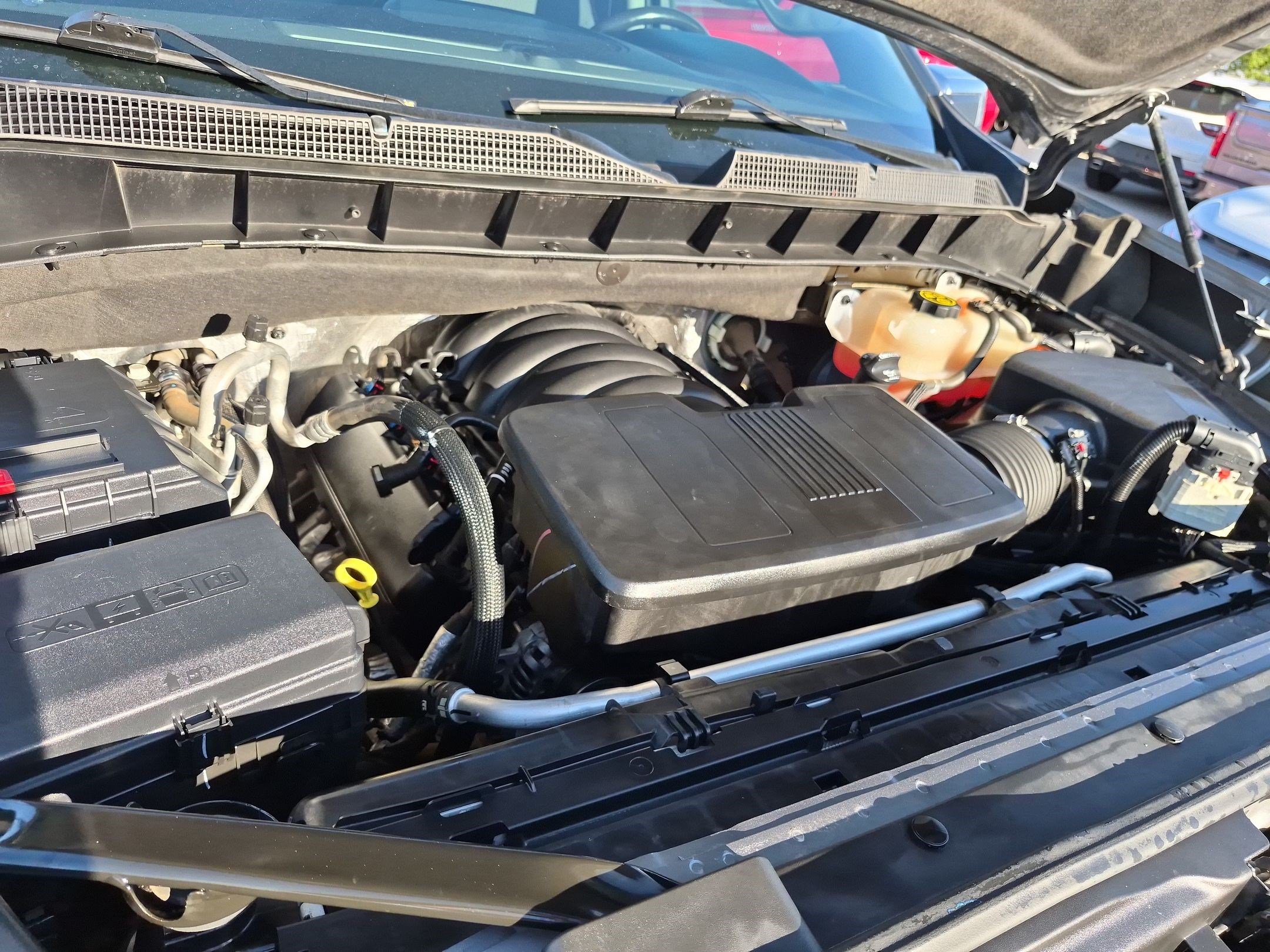 Used 2022 Chevrolet Silverado 1500 LT AWD/4WD image 32