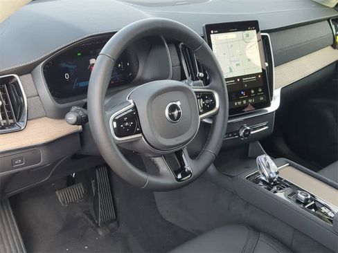 New 2026 Volvo XC90 B6 Plus w/ Protection Package Premier image 2